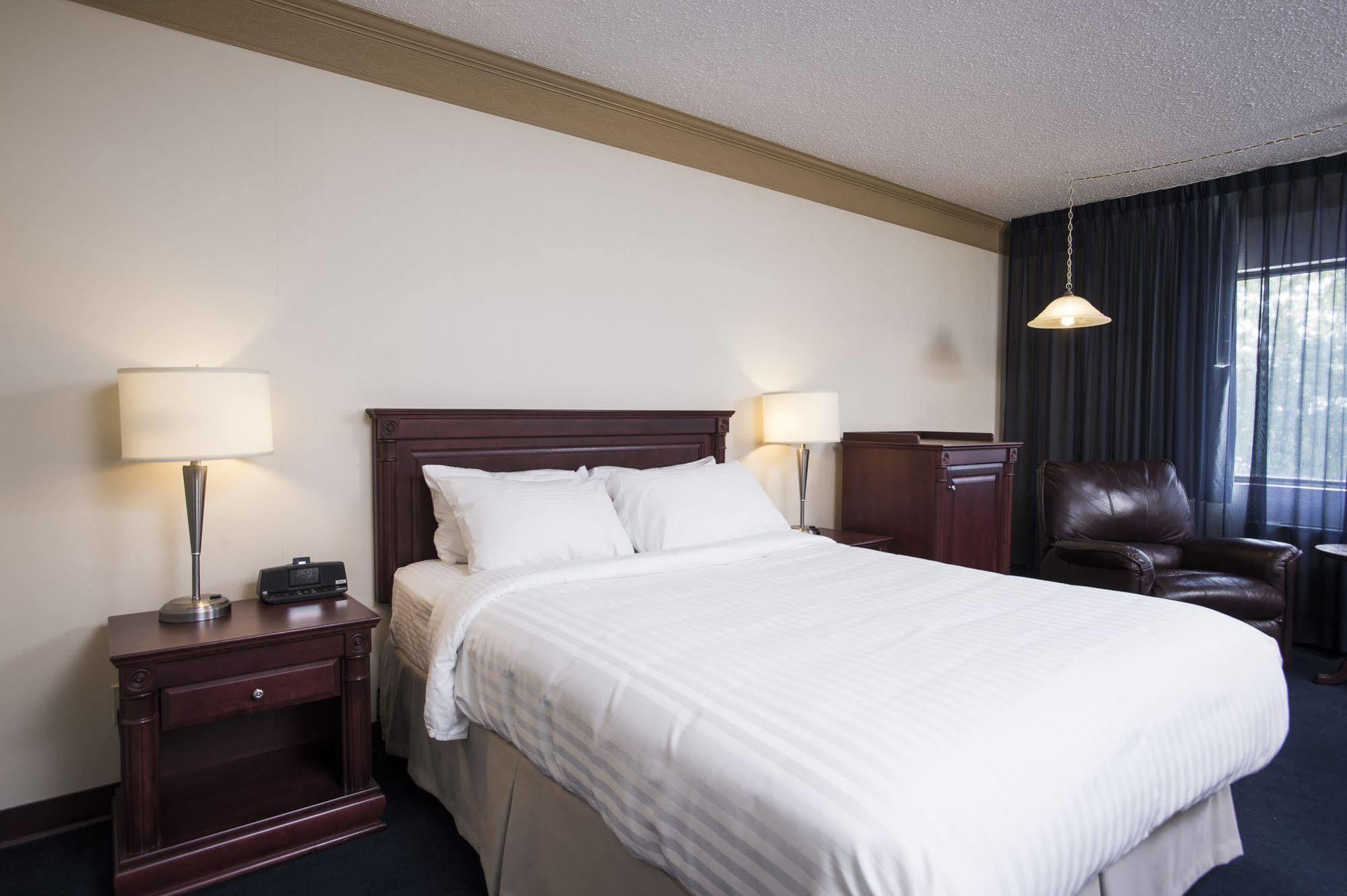 Le Deville Par G5 Rouyn Exterior photo